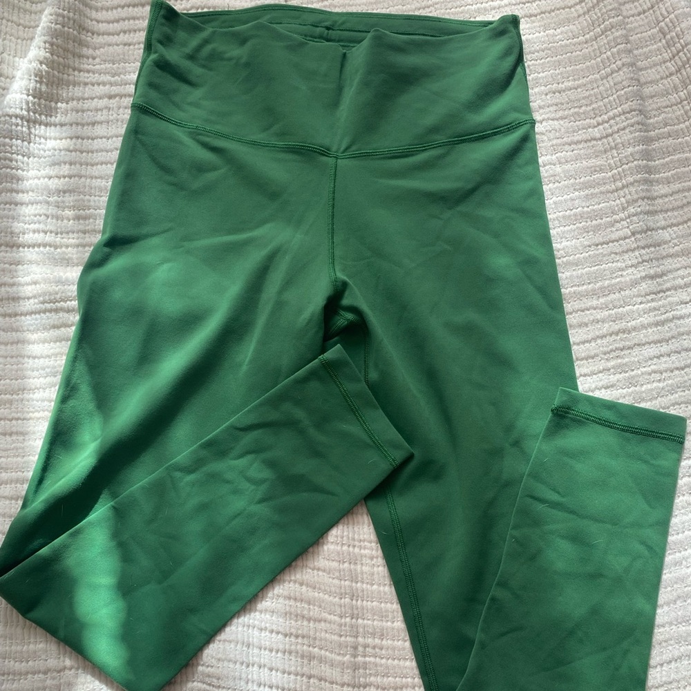 Aritzia TNA Leggings
